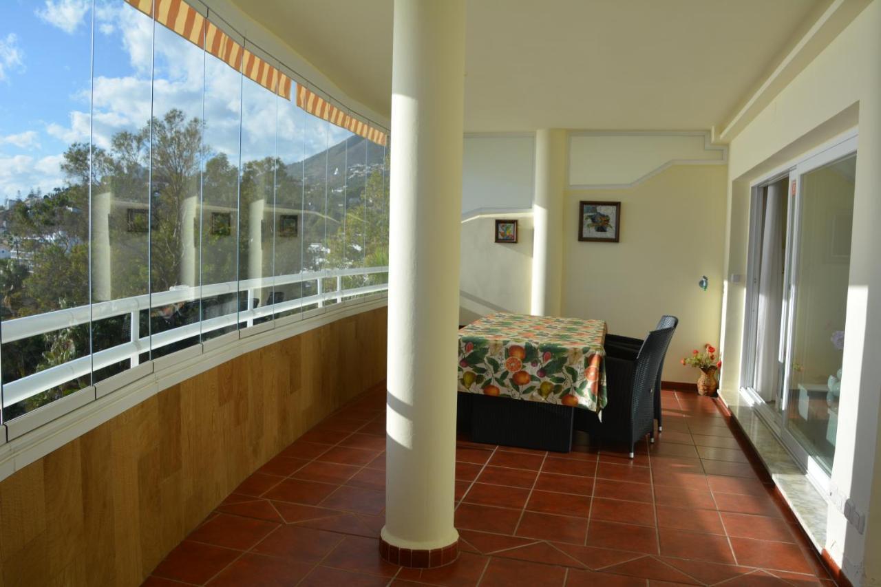 Costa Quebrada Residencial 1 Apartment เบนัลมาเดนา ภายนอก รูปภาพ